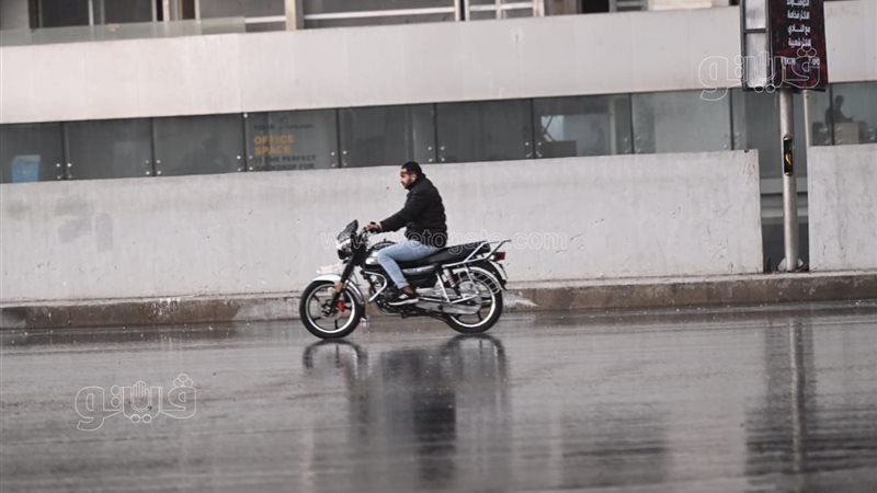 مفاجأة “الربيع” فى أخر أيامه، أمطار تضرب الوجه البحري، رياح ورمال على الجنوب، وهدوء يسبق “الجحيم” في درجات الحرارة