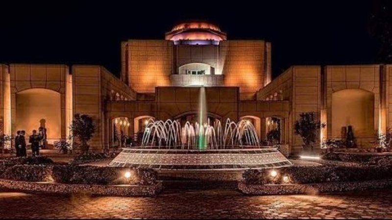 اليوم، عرض “فتاة المترو” أولى إنتاجات المهرجان القومي للمسرح بالأوبرا
