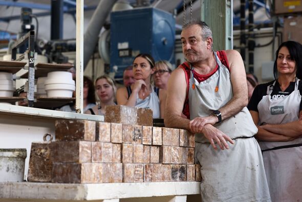Petition to help iconic UK pottery firm in administration nears milestone – 217 years