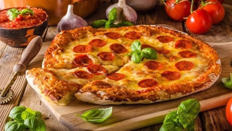 طريقة عمل بيتزا السلامى فى خطوات بسيطة ومذاق مميز