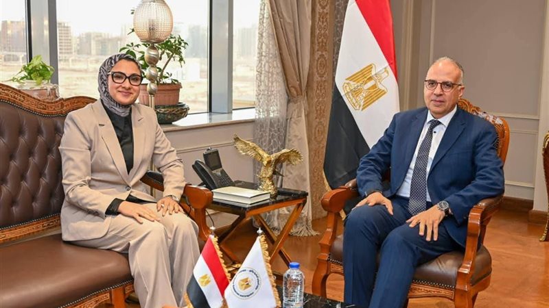 وزير الري ومحافظ الوادي الجديد يتابعان موقف استخدام المياه الجوفية وجهود التنمية