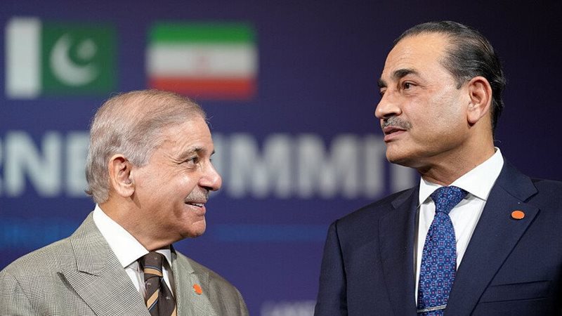 أول رد باكستاني على أنباء محاولة إسرائيل اغتيال المشير عاصم منير في سويسرا (فيديو)