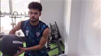 كواليس جلسة حسام حسن مع دونجا قبل السفر إلى أمريكا