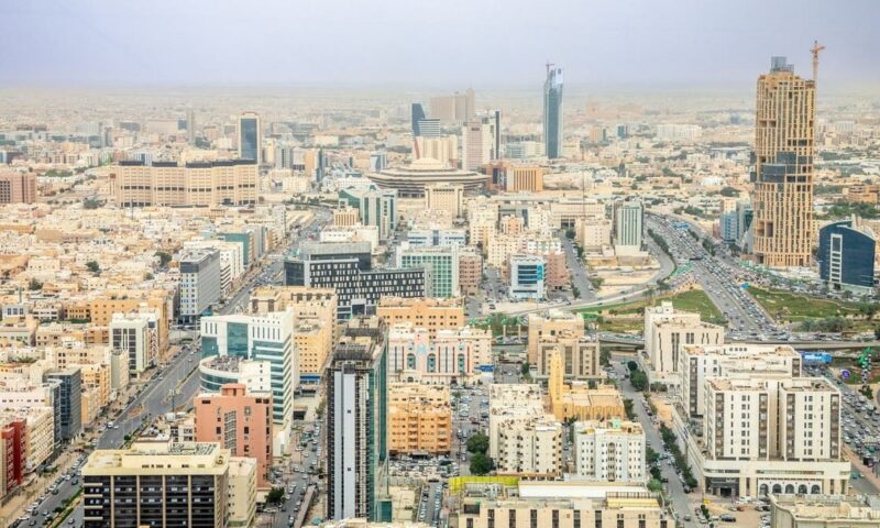 السعودية تبدأ في استقبال طلبات تملك الأجانب للعقارات