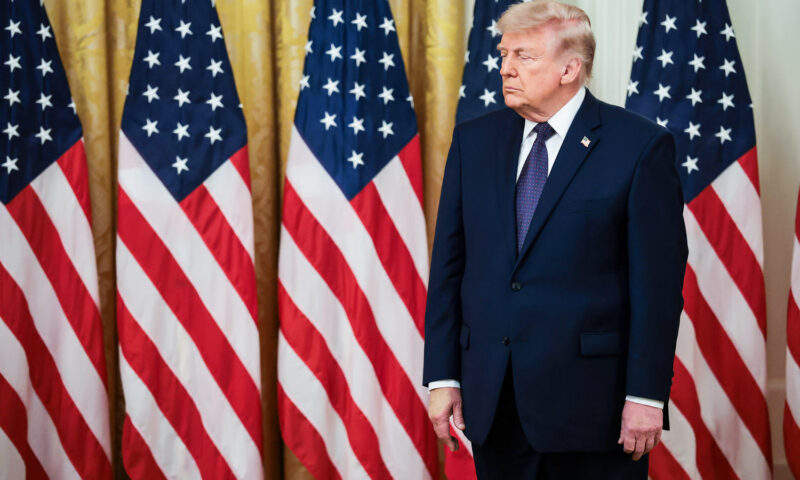 Democrats think their secret sauce in 2026 is targeting Trump and GOP on ‘corruption’