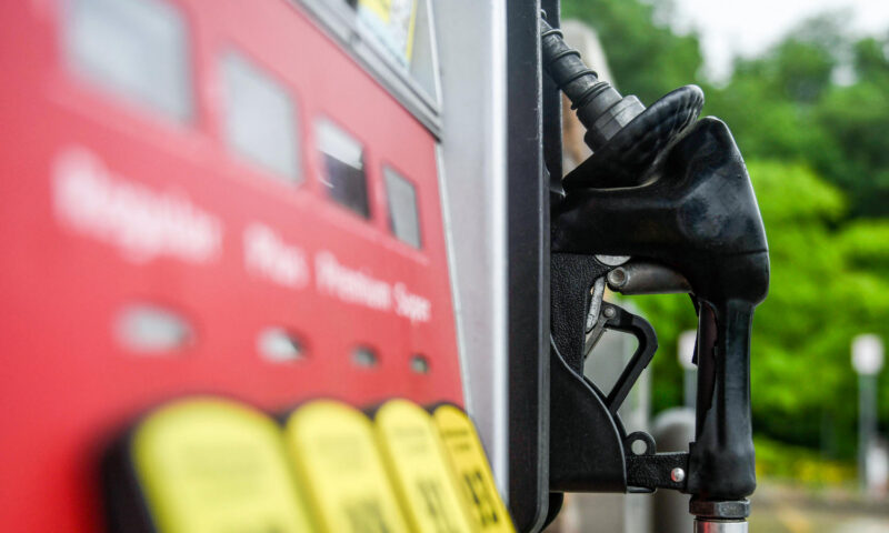 Oil prices jump after U.S.-Iran talks reportedly collapse, erasing recent declines