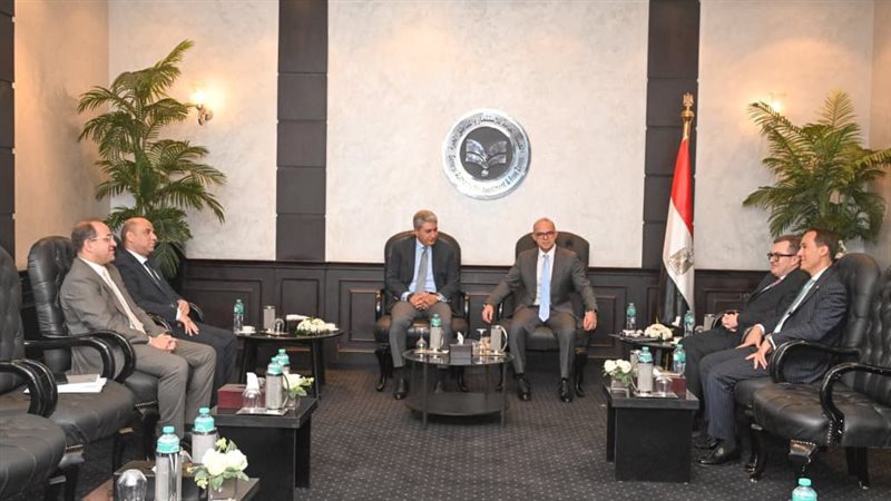 4 وزراء يبحثون مع البنك الدولي محاور استراتيجية الاستثمار الأجنبي المباشر
