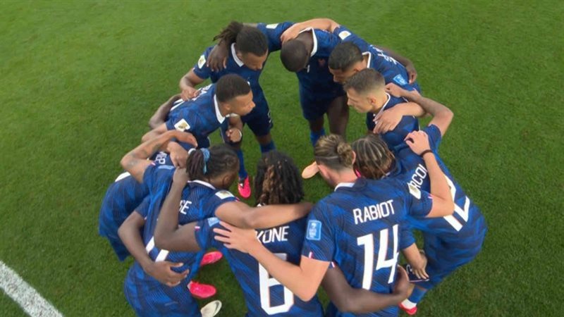 بعد زوال خطر العاصفة الرعدية، استئناف مباراة فرنسا والعراق في كأس العالم 2026