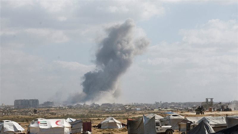 إصابة فلسطينيين في غارة إسرائيلية على غزة