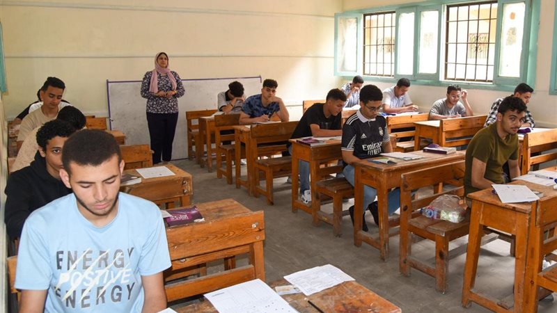 خبير تعليمي: لا تجعلوا الامتحانات معركة والمجموع ليس معيارا وحيدا للنجاح