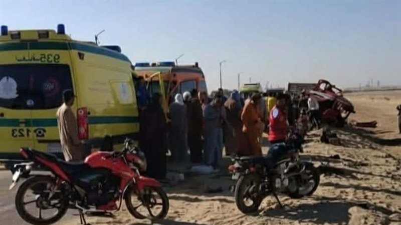 إصابة 3 شباب في تصادم سيارة وموتوسيكل قرب دمشير بالمنيا