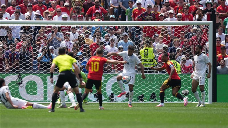 منافس منتخب مصر المحتمل في دور الـ32 حال تخطي دور المجموعات