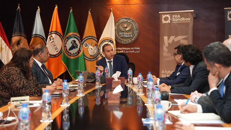 “الرقابة المالية” تعقد أول اجتماعات اللجنة الاستشارية للمختبر التنظيمي للتكنولوجيا