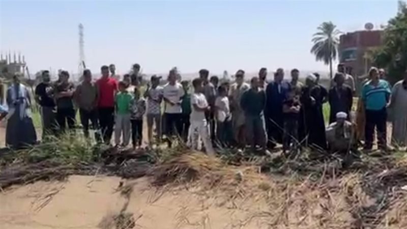 أهالي أبوتيج يوجهون رسالة لمحافظ أسيوط لإنهاء كابوس “ترعة الموت” بعد غرق 9 أطفال (فيديو)