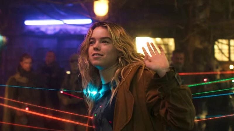 ميلي ألكوك: تدربت لمدة شهرين استعدادا لـ “Supergirl” (صور)