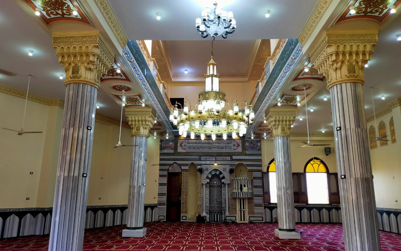 هل يجوز الصلاة في مسجد منزل لغير المسلمين؟.. أمين الفتوى يجيب