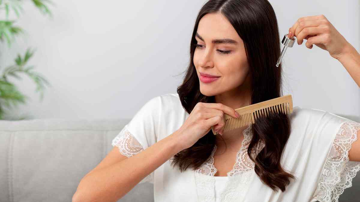 لماذا يحتاج الشعر إلى سيروم مضاد للرطوبة صيفاً؟