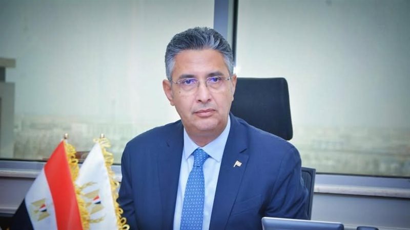 وزير التموين يبحث مع شركة “فودافون مصر” التعاون في تنفيذ مشروع “CARRY ON”