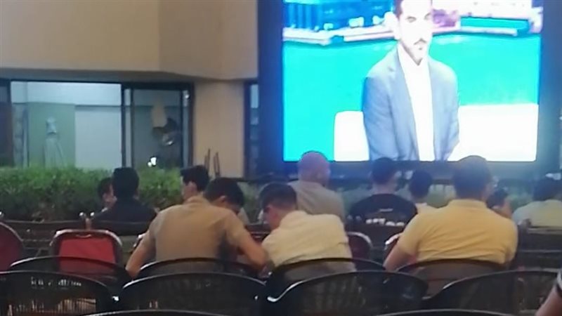 شاشات عملاقة بمراكز شباب المنيا استعدادا لمباراة منتخب مصر وبلجيكا (فيديو)