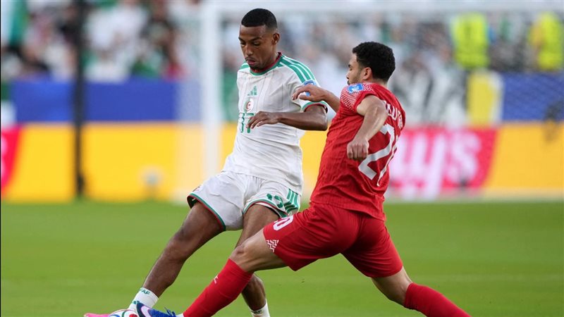 كأس العالم، الأردن يتقدم على الجزائر 1-0 في شوط أول مثير (فيديو)