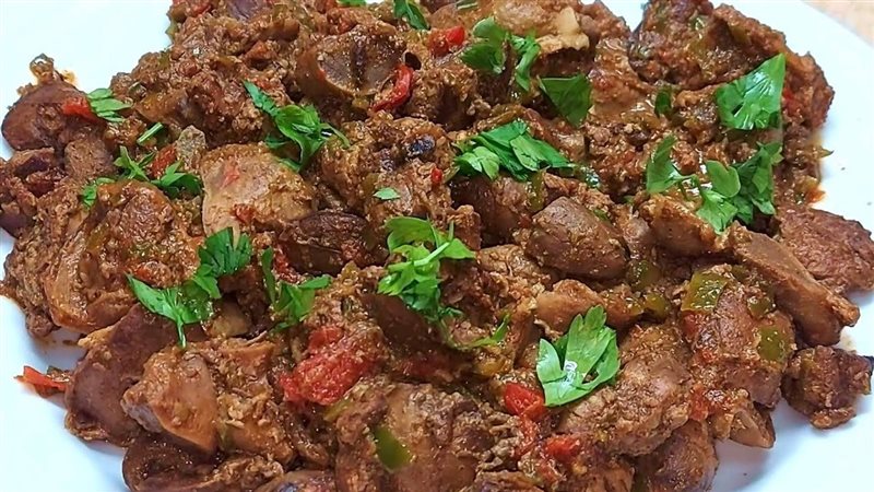 طريقة عمل الكبد والقوانص لغداء سريع واقتصادي