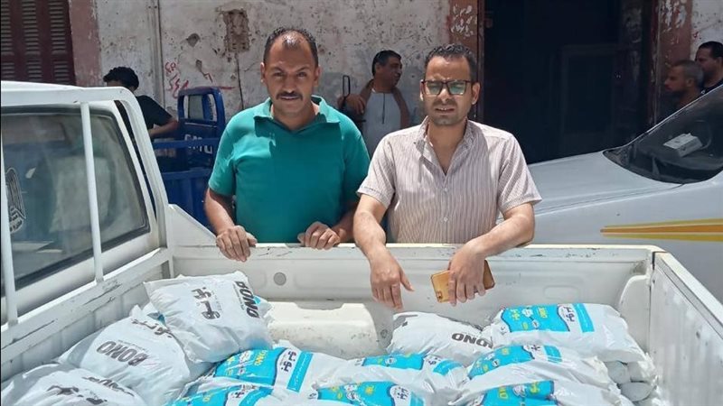 حملة تموينية بالفيوم تتحفظ على 3 سيارات محملة بالعسل والدقيق والأسمدة