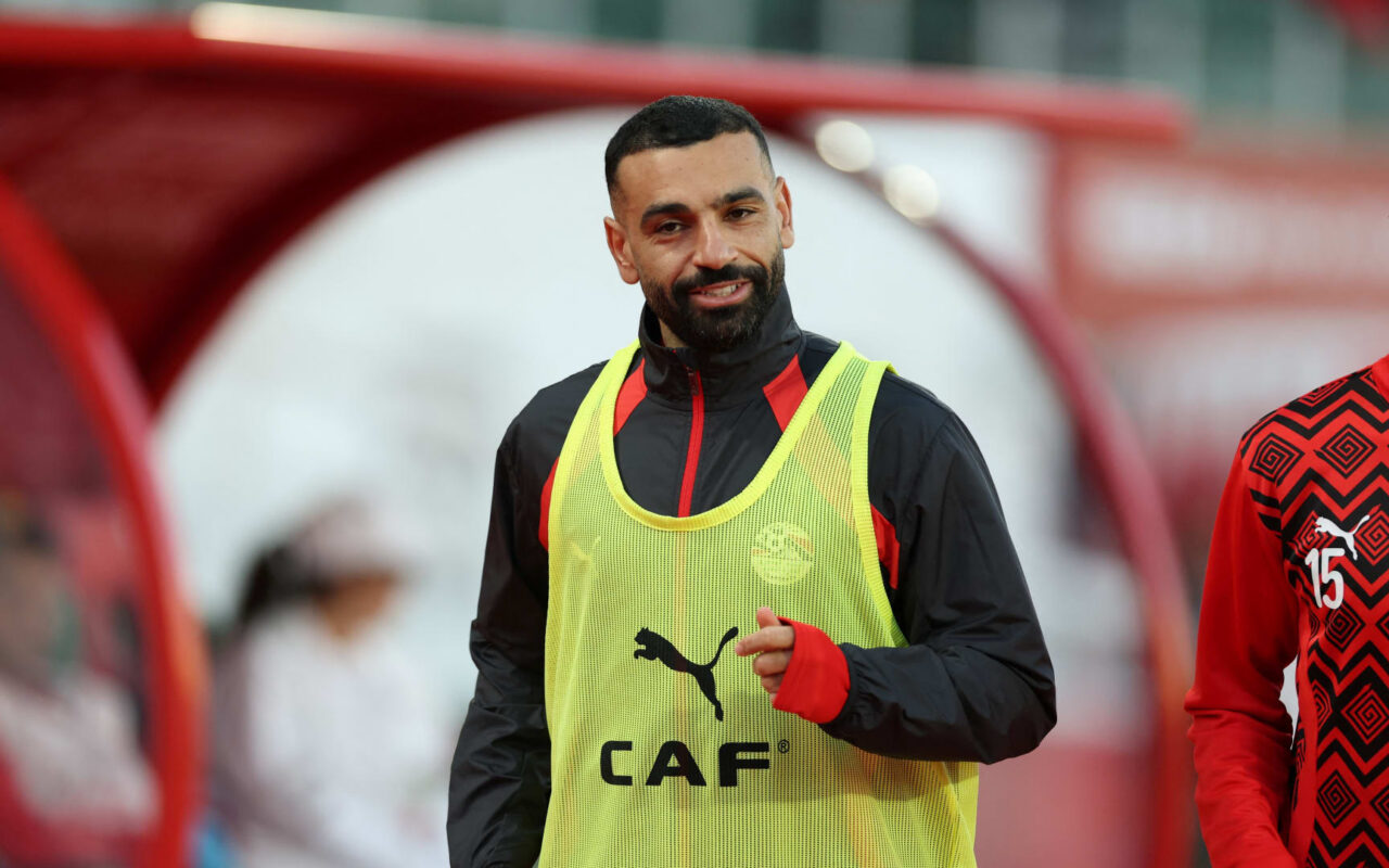هذا ما فعله مشجعون لحظة رؤية محمد صلاح وهو يتجول في شوارع أمريكا