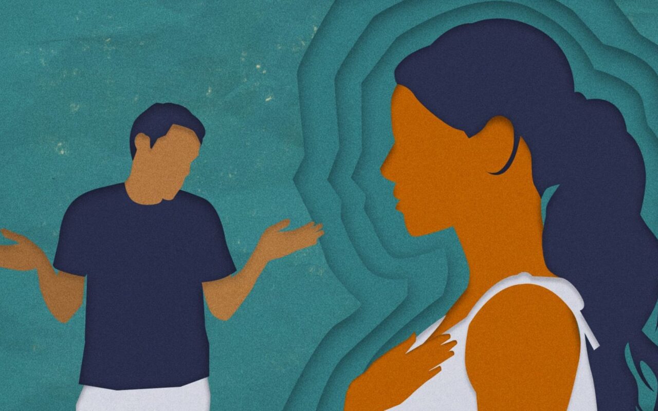 لماذا تعتذر النساء كثيرا..ولماذا لا يفعل بعض الرجال ذلك؟