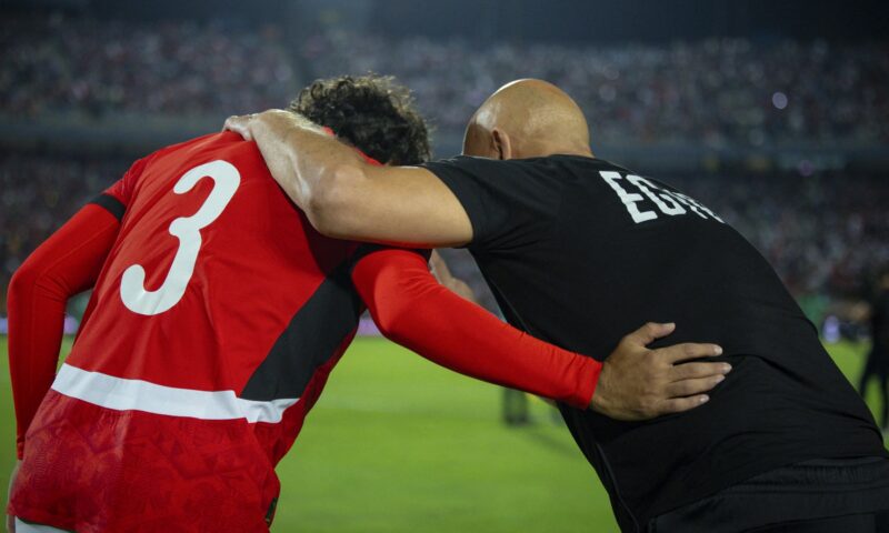 الكشف عن ألوان قمصان منتخب مصر في دور مجموعات كأس العالم