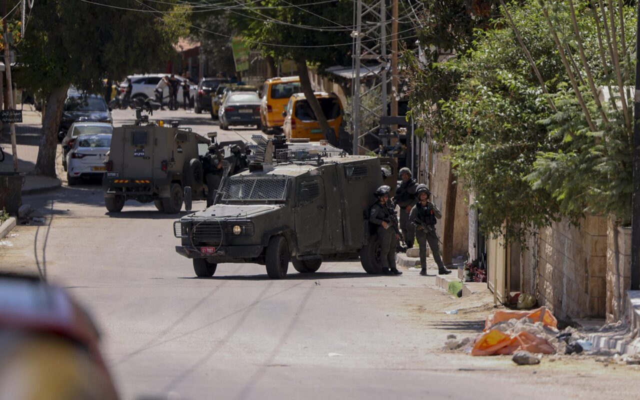 الصحة الفلسطينية: جنود إسرائيليون يقتلون رضيعا بالرصاص في الضفة ويصيبون والديه