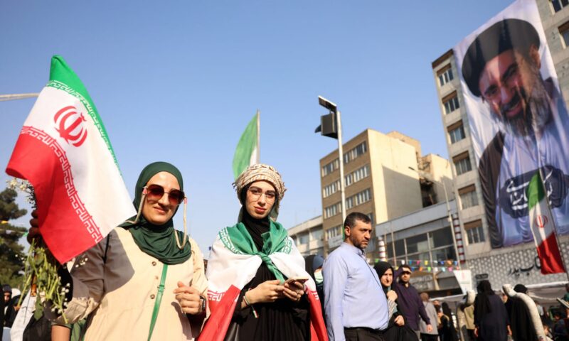 إعلام: وزير داخلية باكستان سيصل طهران لمواصلة جهود الوساطة مع أمريكا