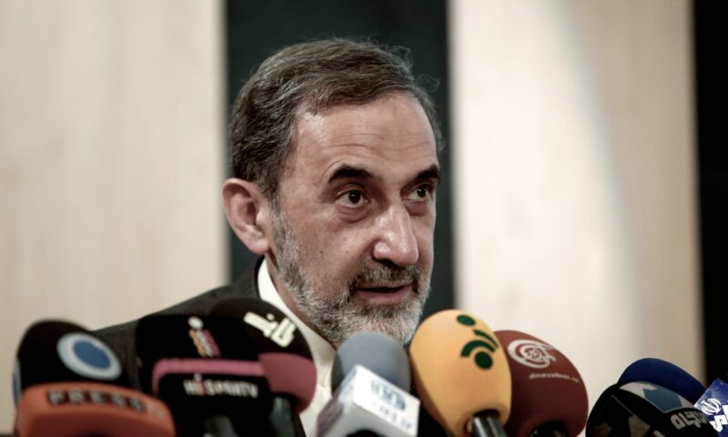 مستشار مجتبى خامنئي: “كابوس” صعود إيران إلى السلطة أصبح واقعًا