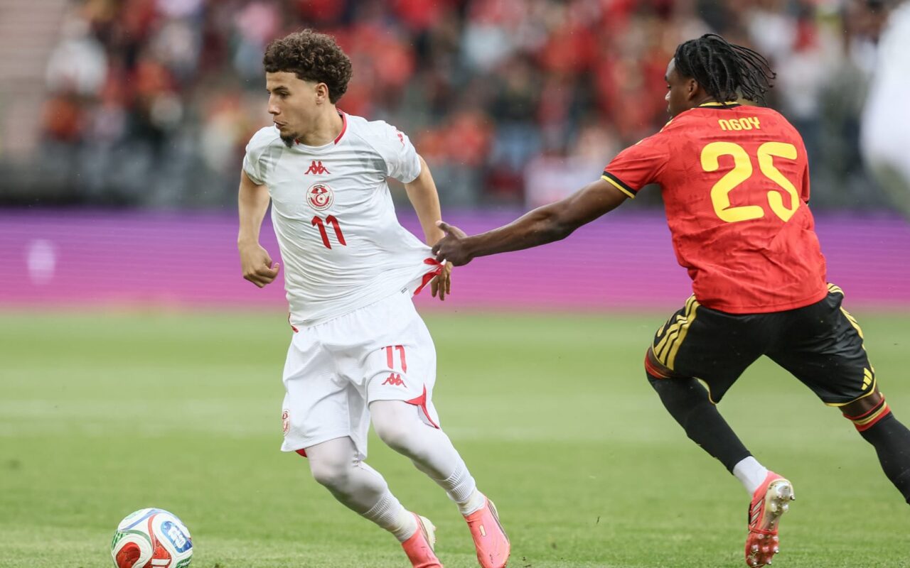 هذا ما فعله جمهور منتخب تونس مع اللاعبين بعد خسارة ثقيلة أمام بلجيكا