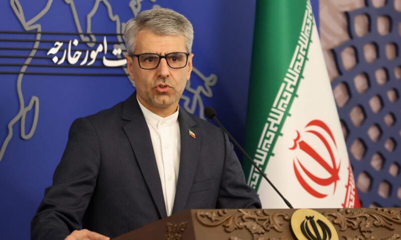 إيران ترد على تقارير تفيد بتوجيه أمريكا أموالها المجمدة لتعويض دول الخليج