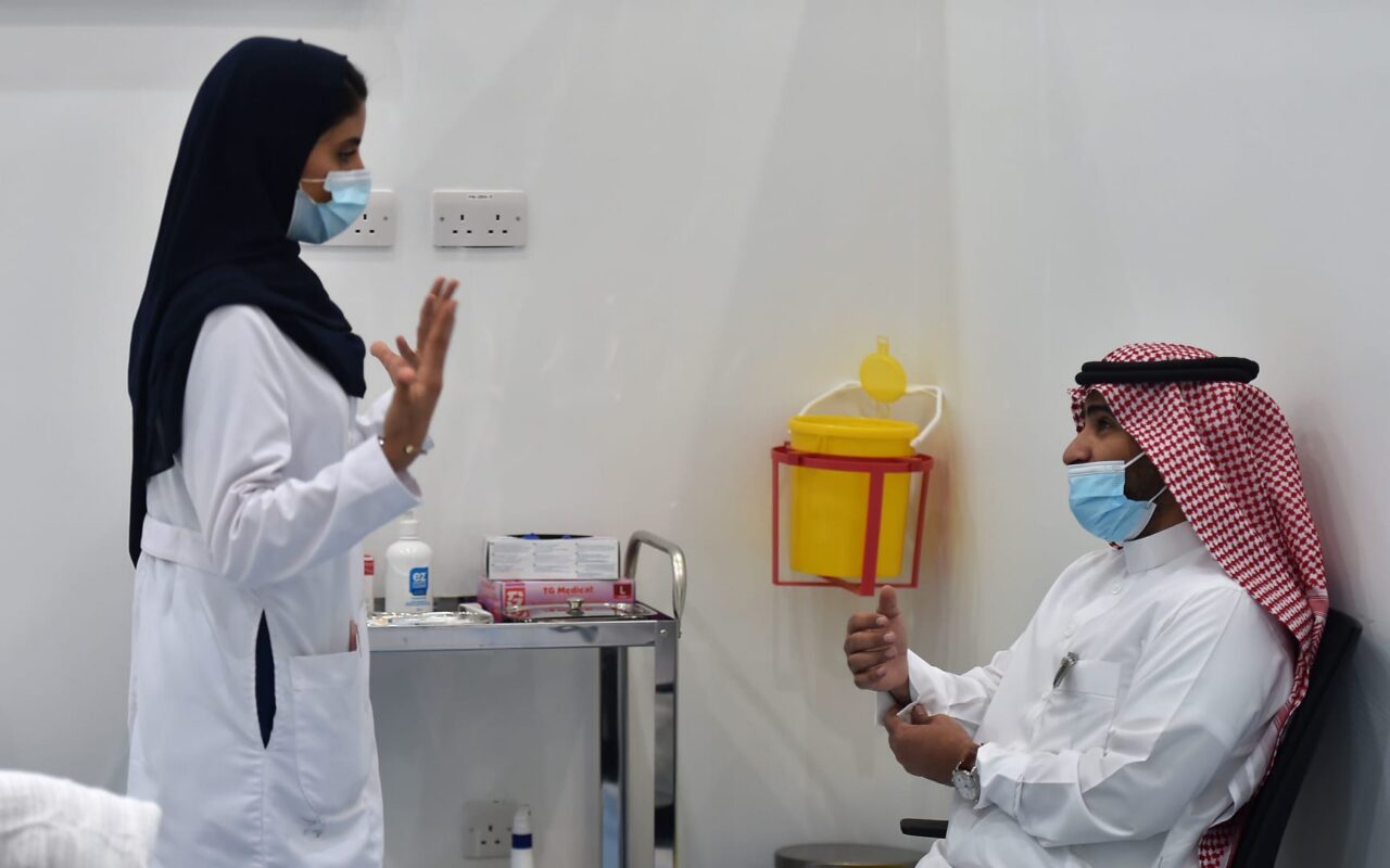الصحة السعودية تحذر من “مضاعفات صحية خطيرة” بسبب “الطيبات”