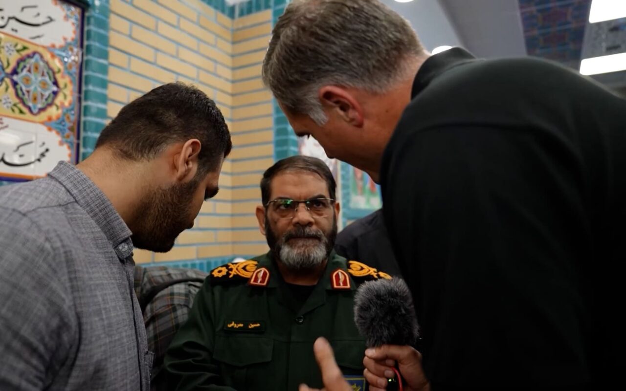 شاهد كيف رد قادة في الحرس الثوري الإيراني على تهديد ترامب