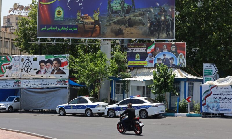 بالتزامن مع الضربات الأمريكية الجديدة.. مصدر دبلوماسي لـCNN: وفد قطر المفاوض لا يزال في إيران