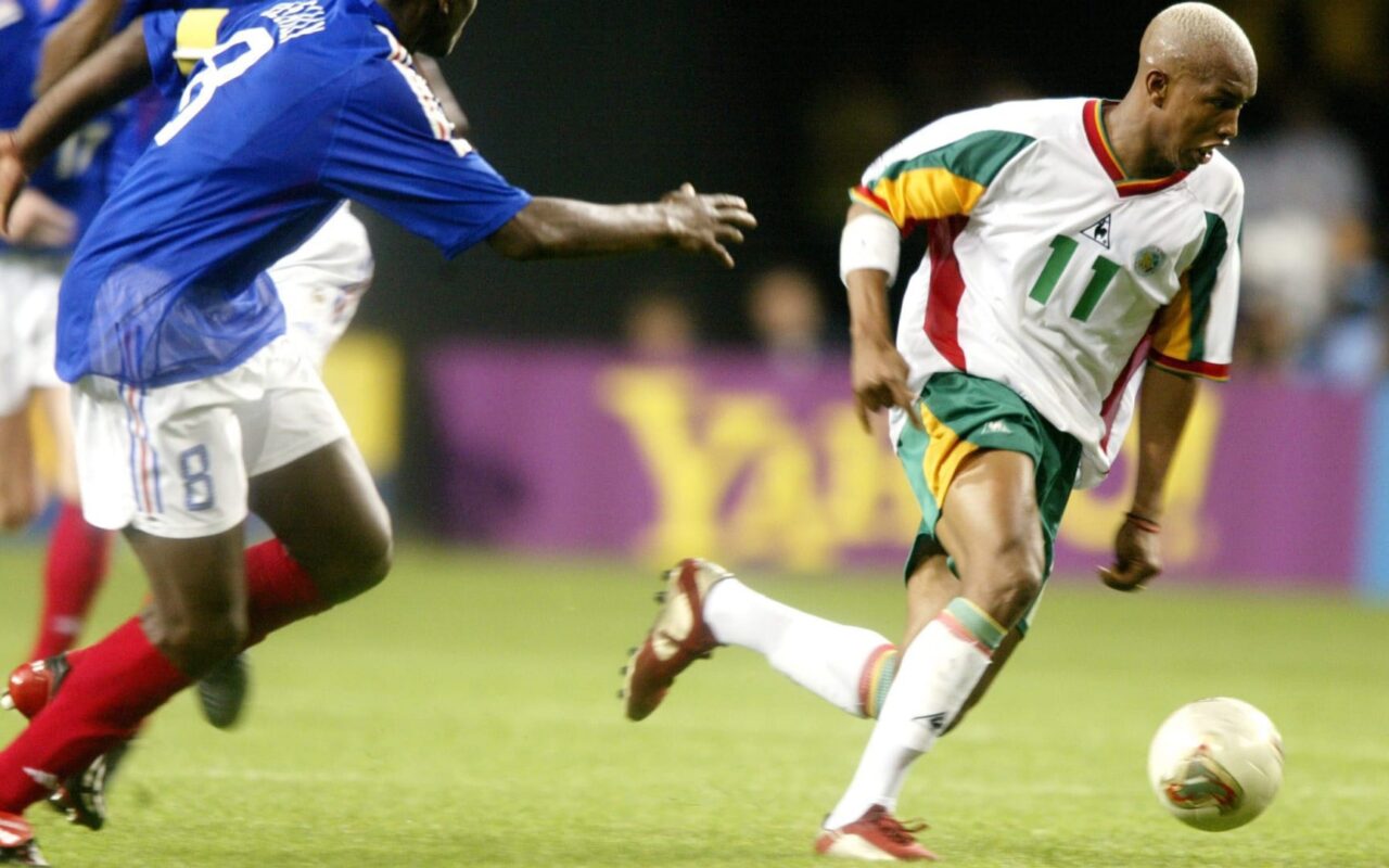 بينهم منتخبان عربيان.. هل تعلم من قص شريط النسخ الـ22 السابقة من كأس العالم؟