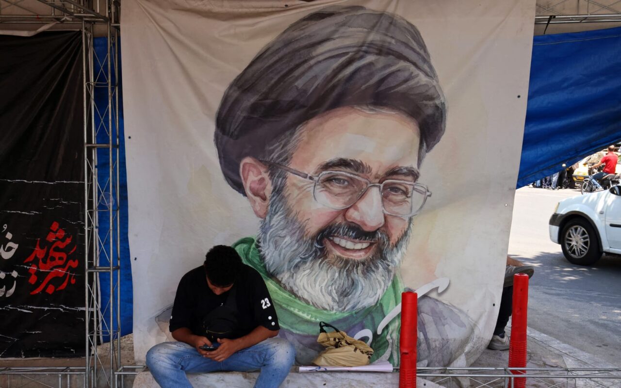 دبلوماسي يكشف لـCNN بنودا 5 رئيسية بالاتفاق الإيراني الأمريكي