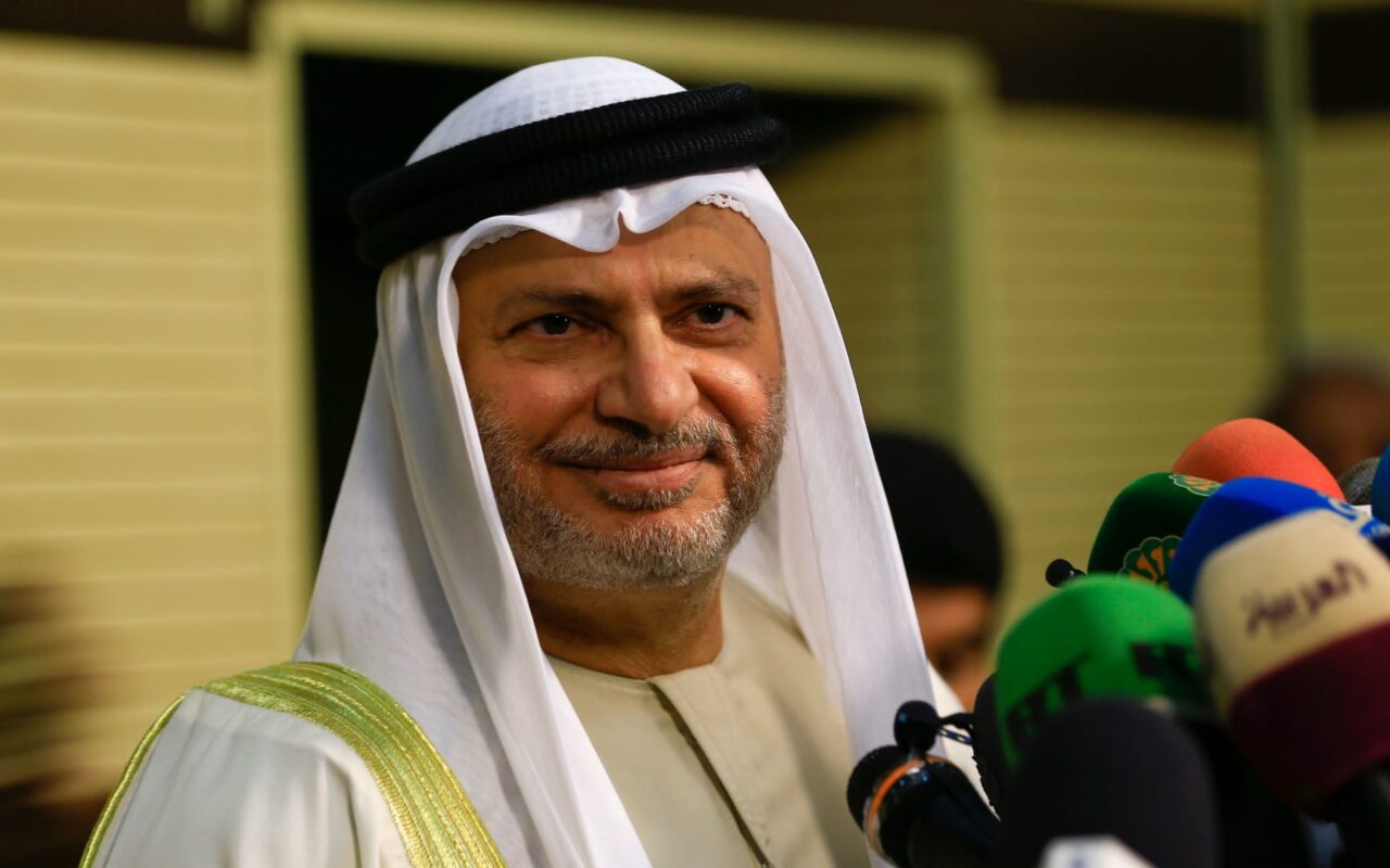 “الإمارات ملتزمة بأمن الخليج”.. أنور قرقاش يتحدث عن 3 مرتكزات لتعامل بلاده مع التحديات المقبلة