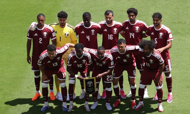 قطر ترفض الهزيمة من سويسرا في “الوقت القاتل”.. وتحقق أول نقطة لها بكأس العالم