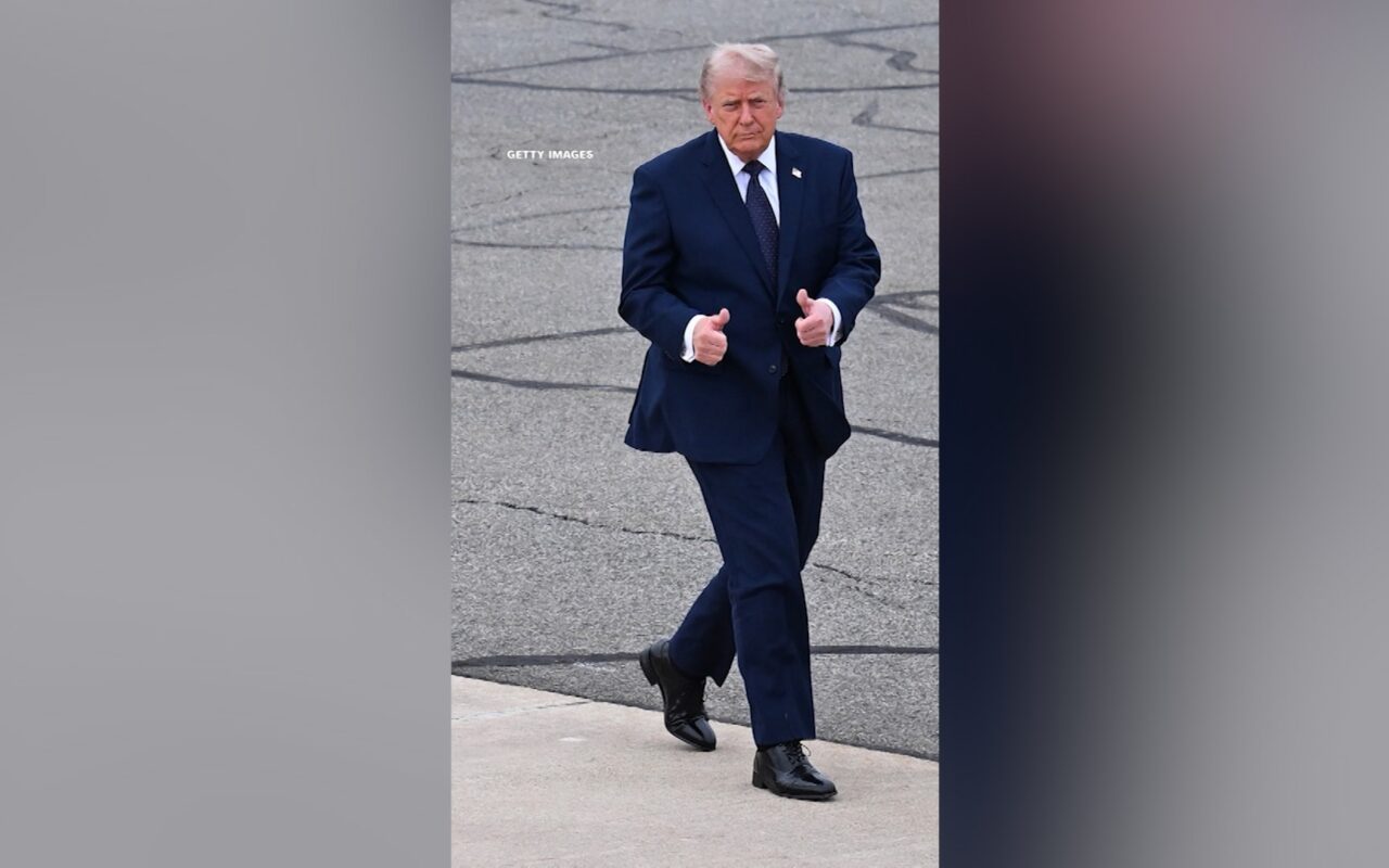 ترامب يحتفل بيوم ميلاده الـ80 وسط تساؤلات حول حالته الصحية.. إليكم ما جاء بتقرير طبيب البيت الأبيض