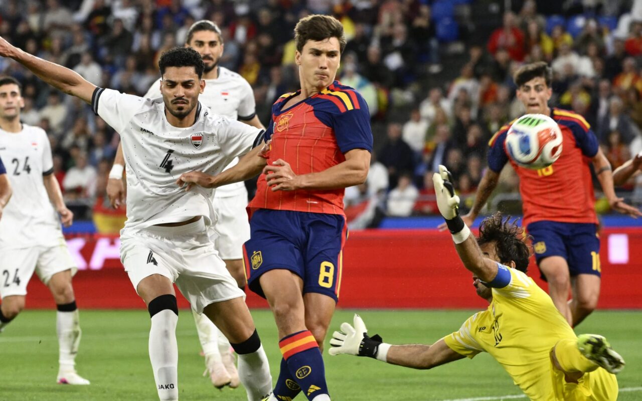 “كلنا مع المنتخب”.. الصدر يدعو العراقيين لدعم فريقهم في كأس العالم
