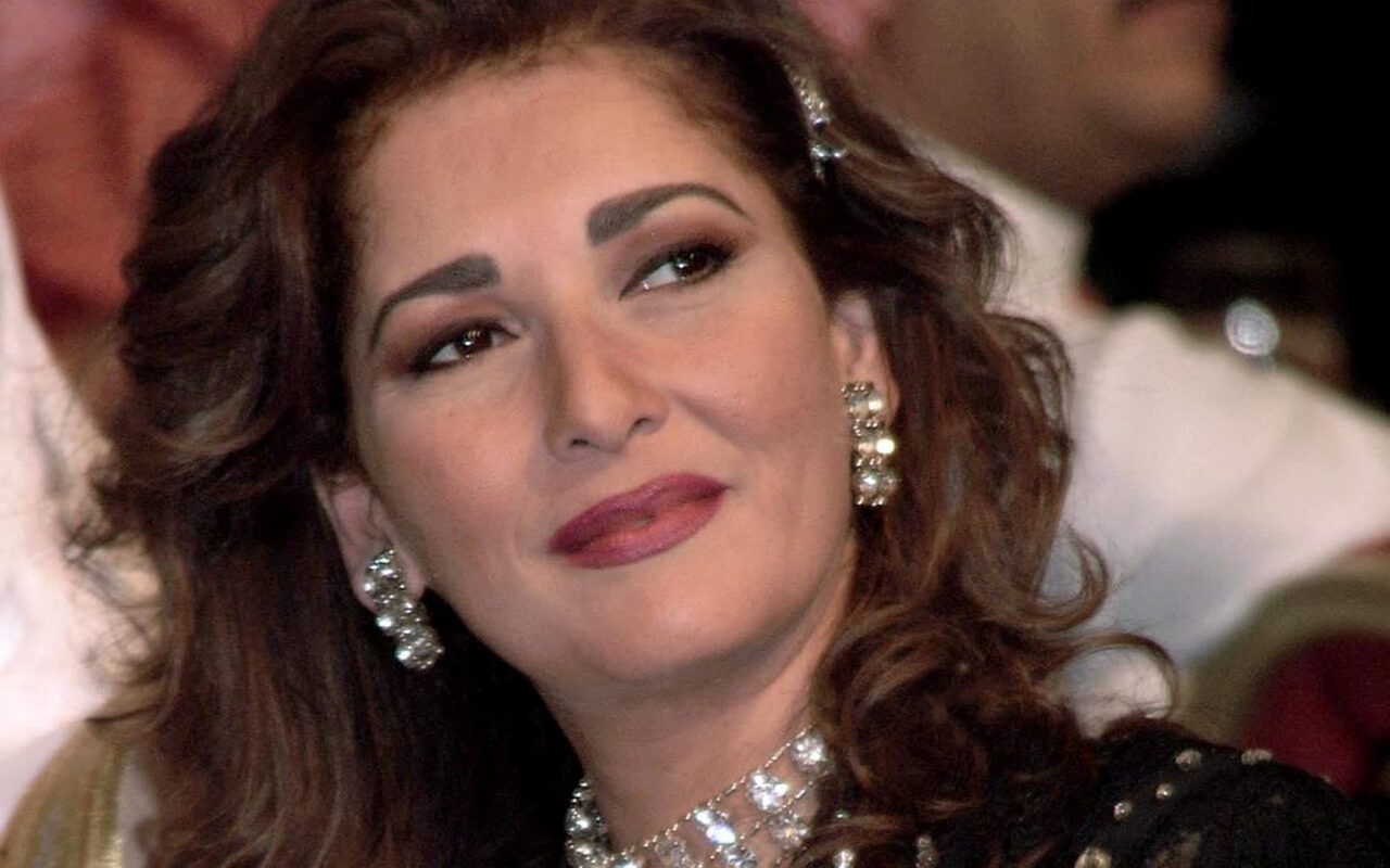 رفضت كلمة “تابت”.. آثار الحكيم تتحدث عن اعتزالها وتنتقد فيلم “برشامة”