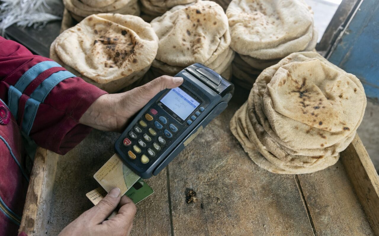 مصر.. مصير الخبز يتصدر النقاش حول الدعم النقدي وسط تساؤلات عن القدرة على مواكبة ارتفاع الأسعار