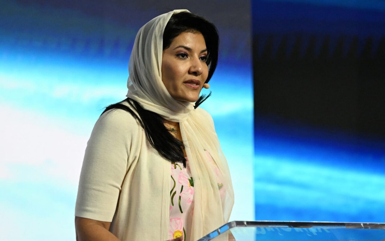 الأميرة ريما بنت بندر تشجّع السعودية بإطلالة رياضية في كأس العالم 2026