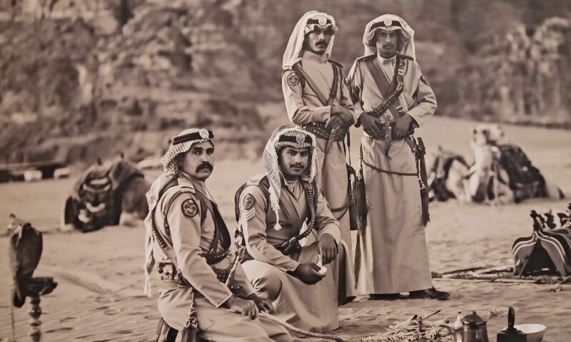 حياة “الهجّانة” في الأردن..مصورة تلتقط بعدستها “حماة تراث البادية”