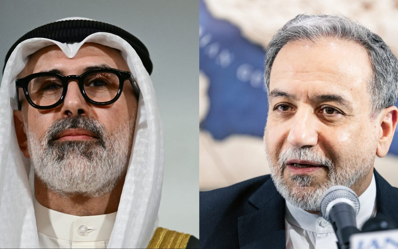 الأول منذ بداية الحرب.. اتصال بين وزيري خارجية الكويت وإيران