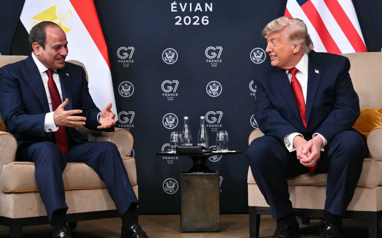 مصر تشيد بـ”حكمة ترامب”: التفاهم الأمريكي الإيراني خطوة لخفض التوتر بالشرق الأوسط