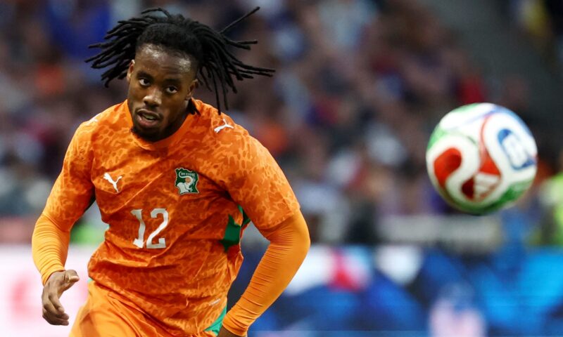 منع دخول لاعب ساحل العاج إلى كندا لخوض مباراة ألمانيا.. والكشف عن السبب